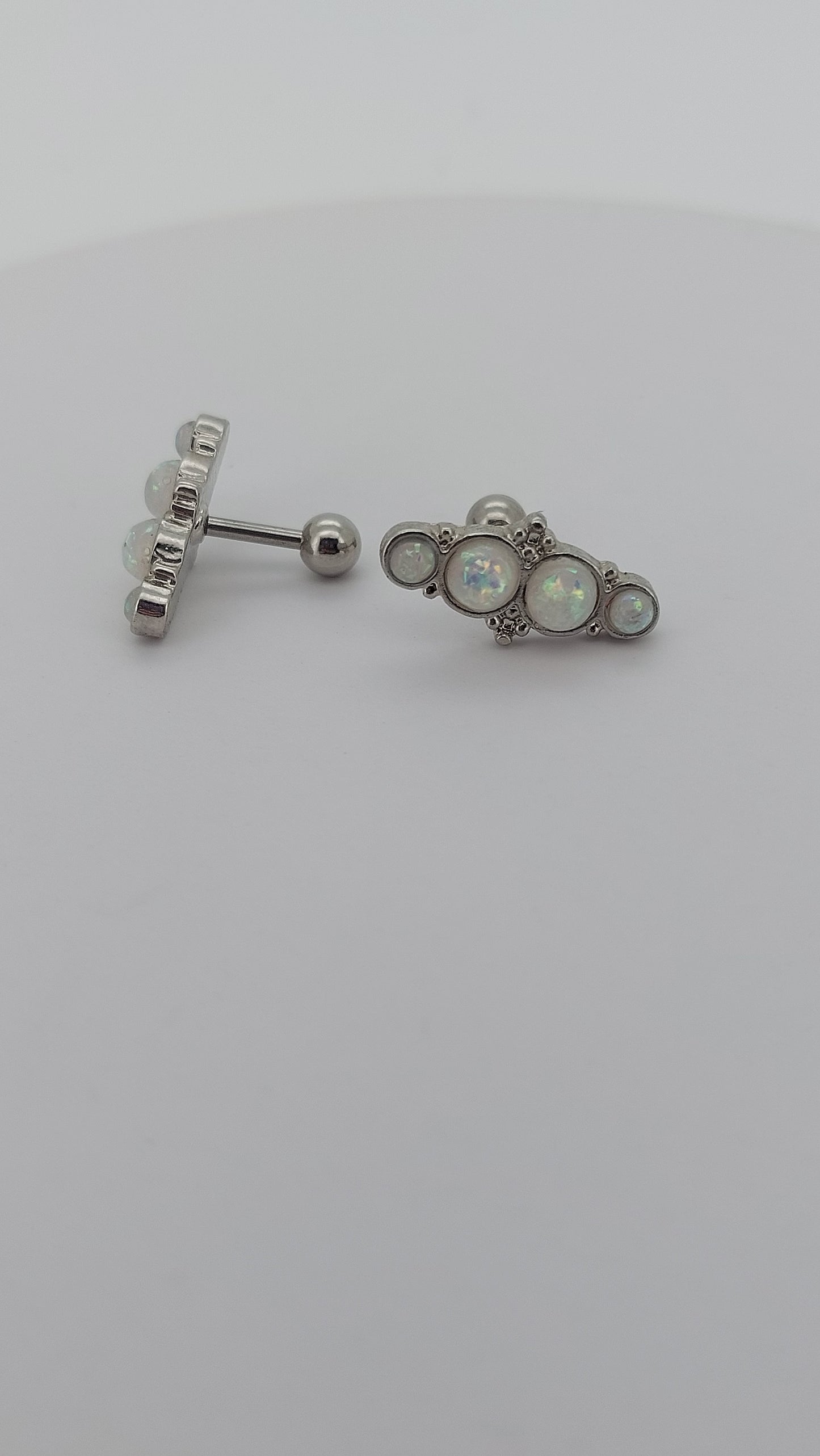 4 White Opal Helix Bar 1.2mm(16g)