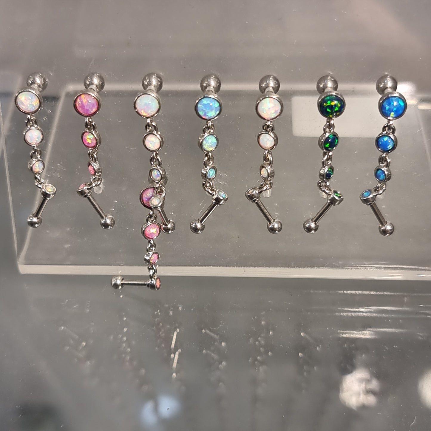 Ascending Opal Helix Chain