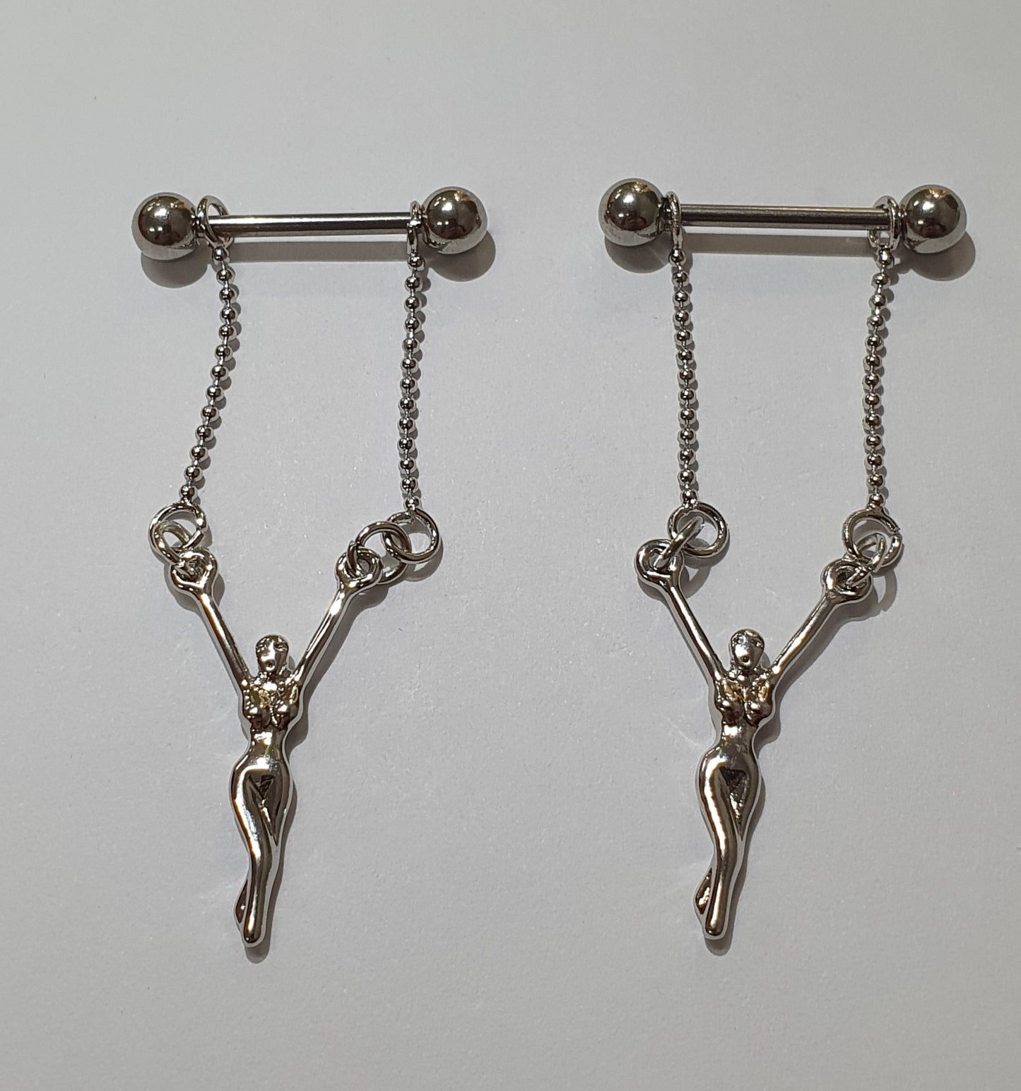 Hanging Lady Nipple Bar
