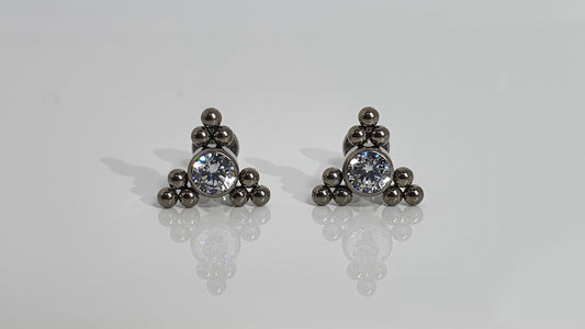 Titanium Decorative Triangle Labret Stud