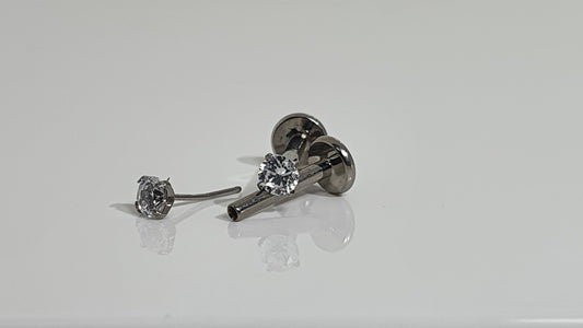 Titanium Threadless Top Crystal Labret