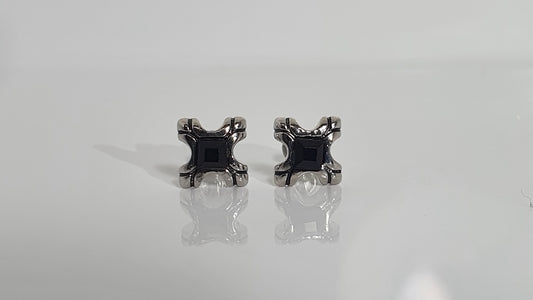 Black Crystal Labret Stud 1.2mm(16g) - 2 lengths