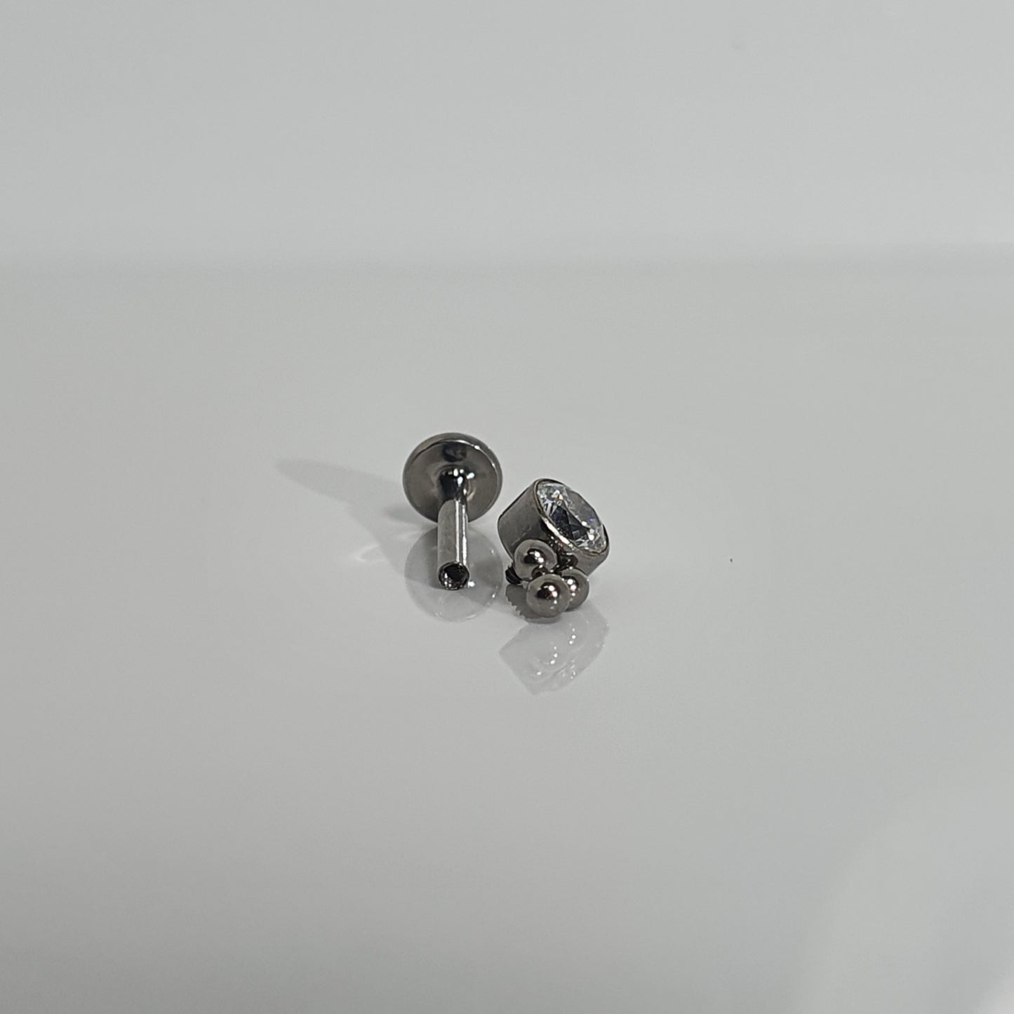 Titanium Decorative Crystal Labret Stud