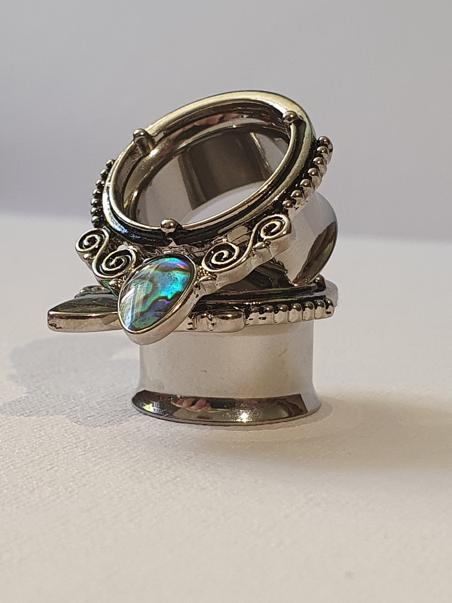 Decorative Tunnel with Seashell Inlay - silver & gold