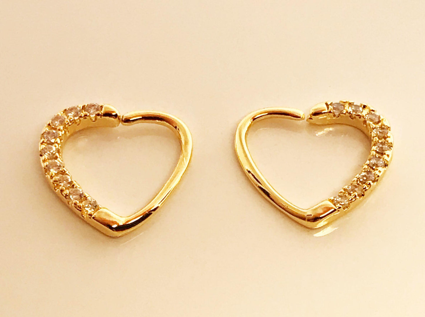 Jewelled Daith Heart 1.2mm(16g) - left & right