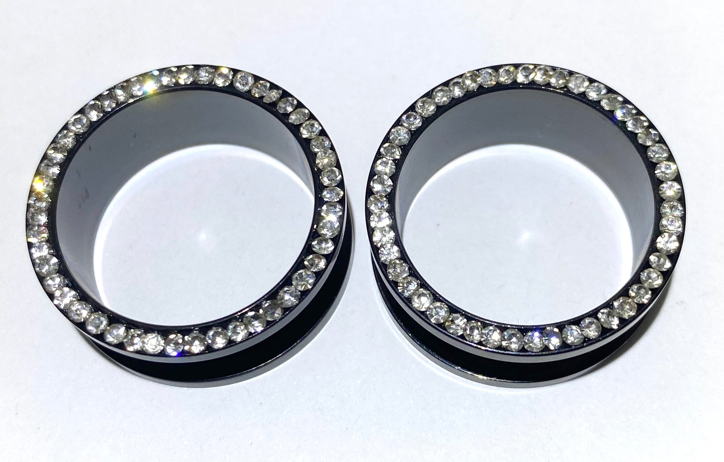 Gloss Black PVD Tunnel with Diamante Inlay (Threaded)