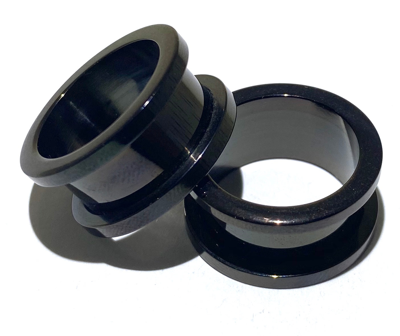 Gloss Black PVD Tunnel with Squared Edge (Threaded)