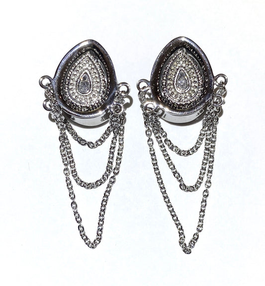 Silver Rain drop plug with Silver chains and diamanté centre (Flared)