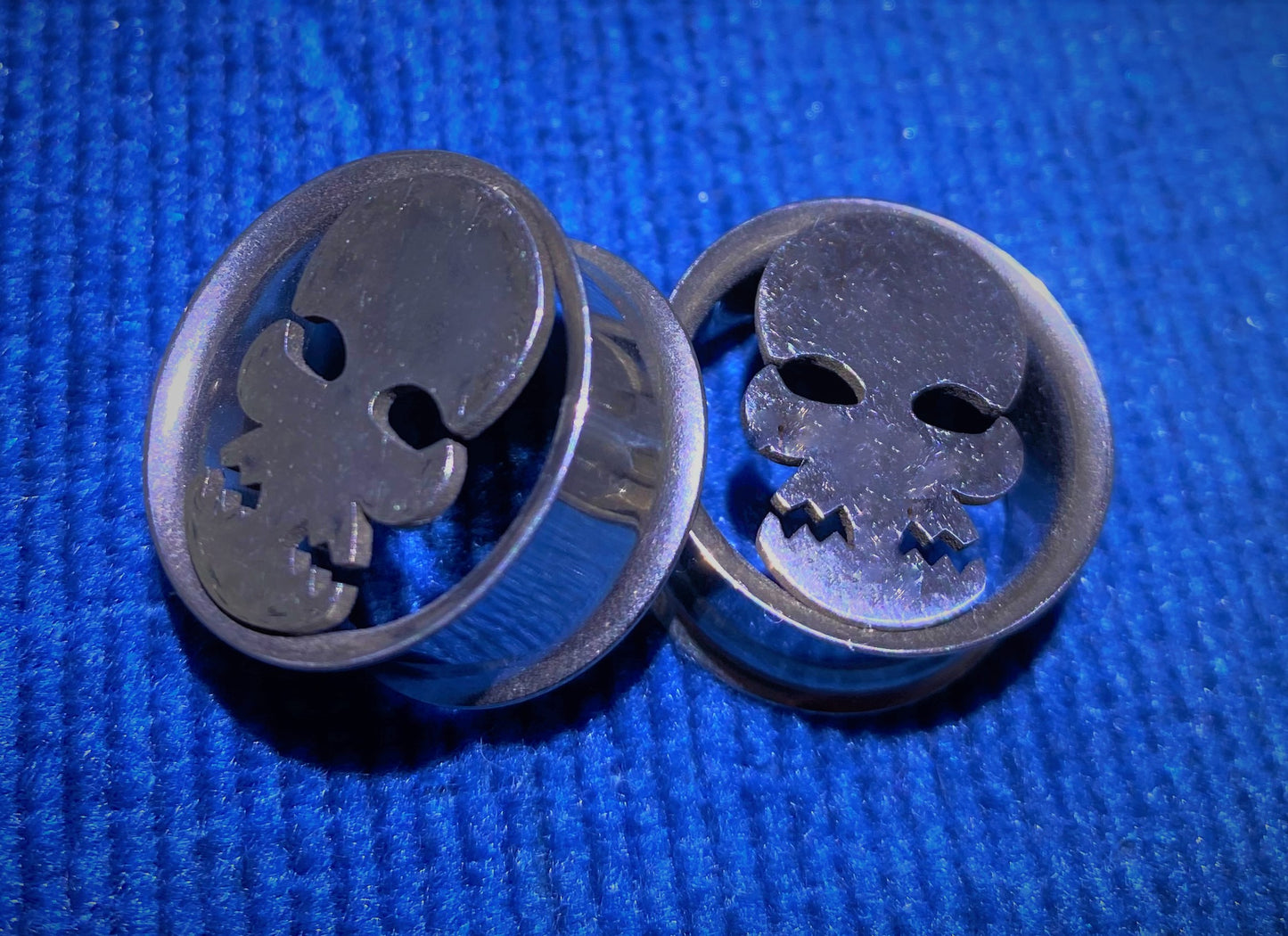 Surgical Steel Skull Tunnel (Flared)