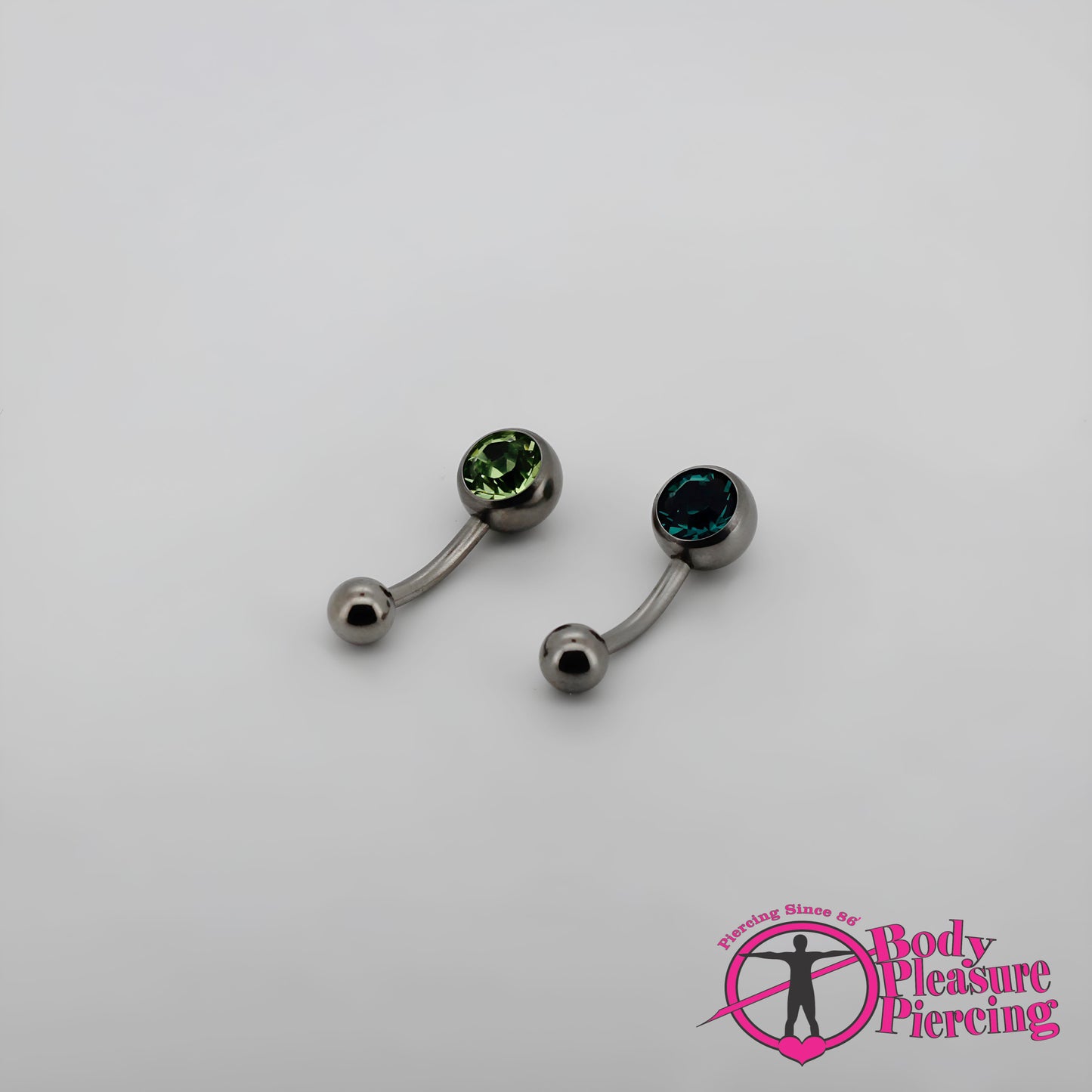 Titanium Jewelled Navel Stud 1.6(14g) x 10mm