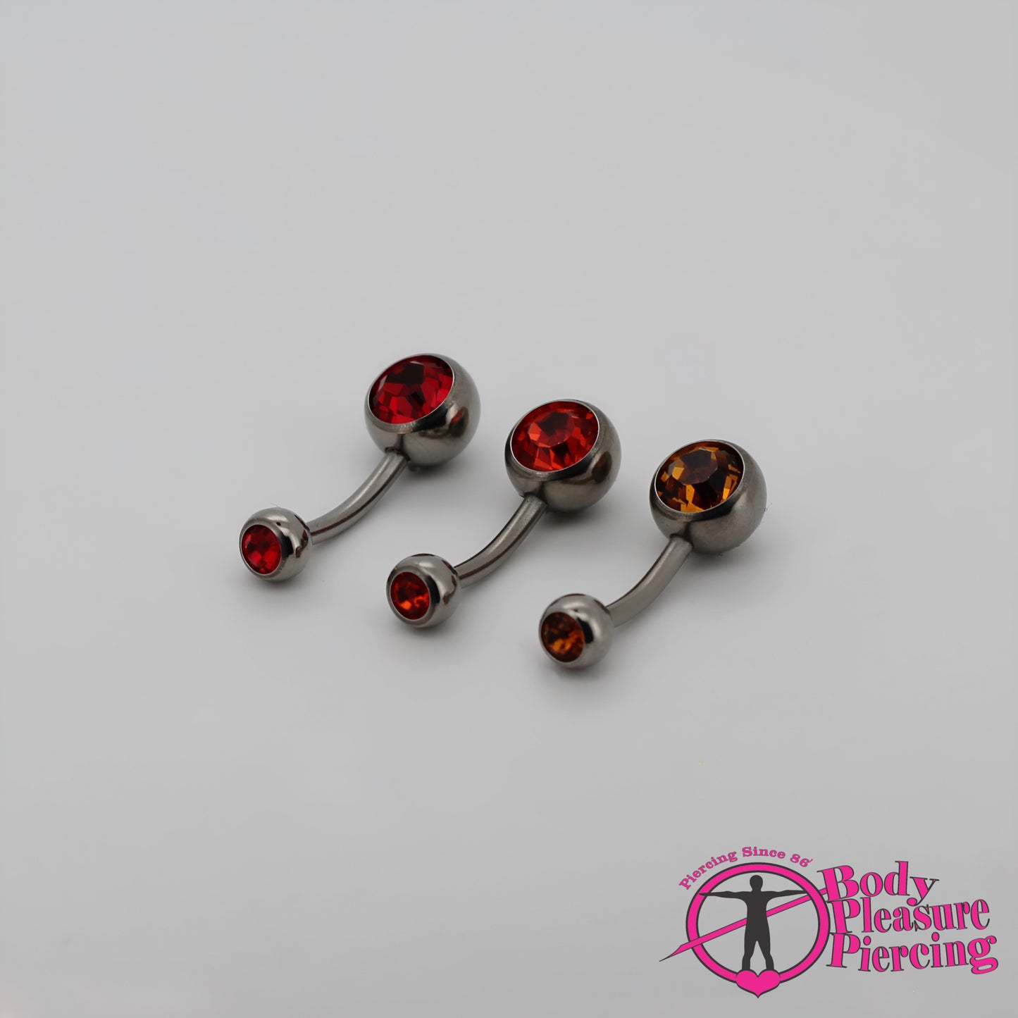 Titanium Jewelled Navel Stud 1.6(14g) x 10mm