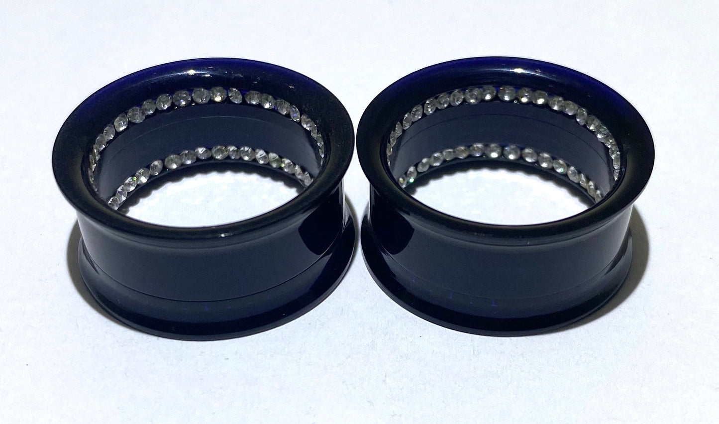 Black Acrylic Tunnel with Two Rows of Diamante Inlay (Threaded)