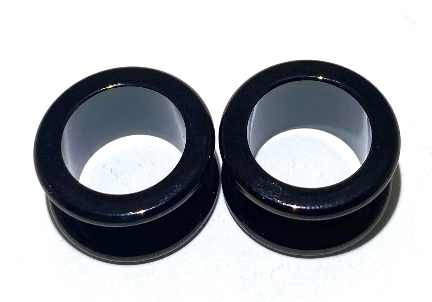 Gloss Black PVD Tunnel with Rounded Edges (Threaded)